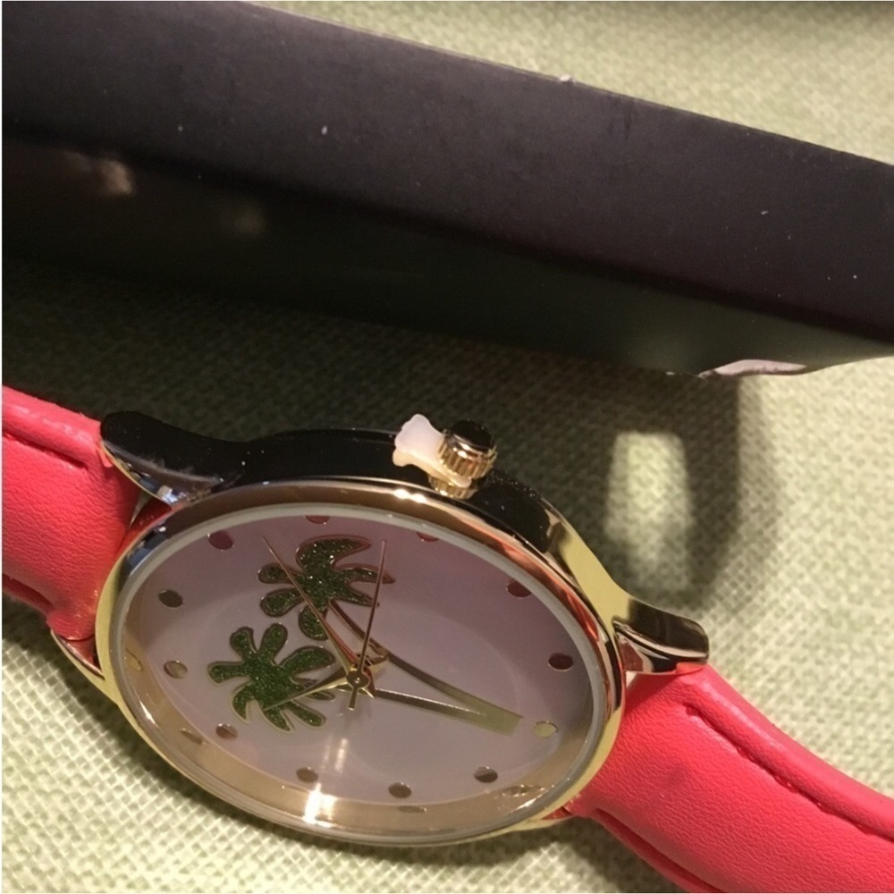 AVON Woman’s Summers Best watch palm tree new in box Faux leather like s… - Picture 3 of 13